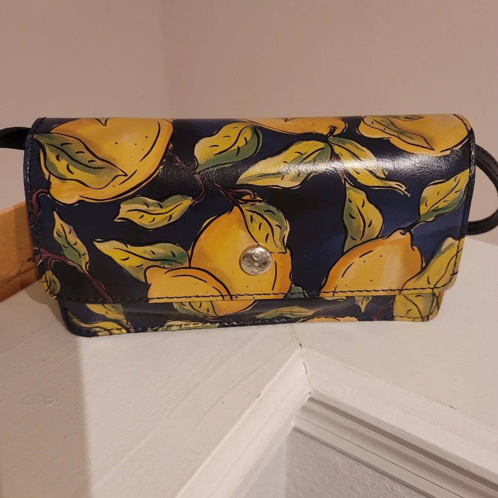 ***SOLD***Patricia Nash Crossbody - Picture 5 of 10